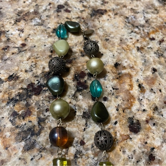 Multicolored Beaded Necklace - Picture 3 of 4